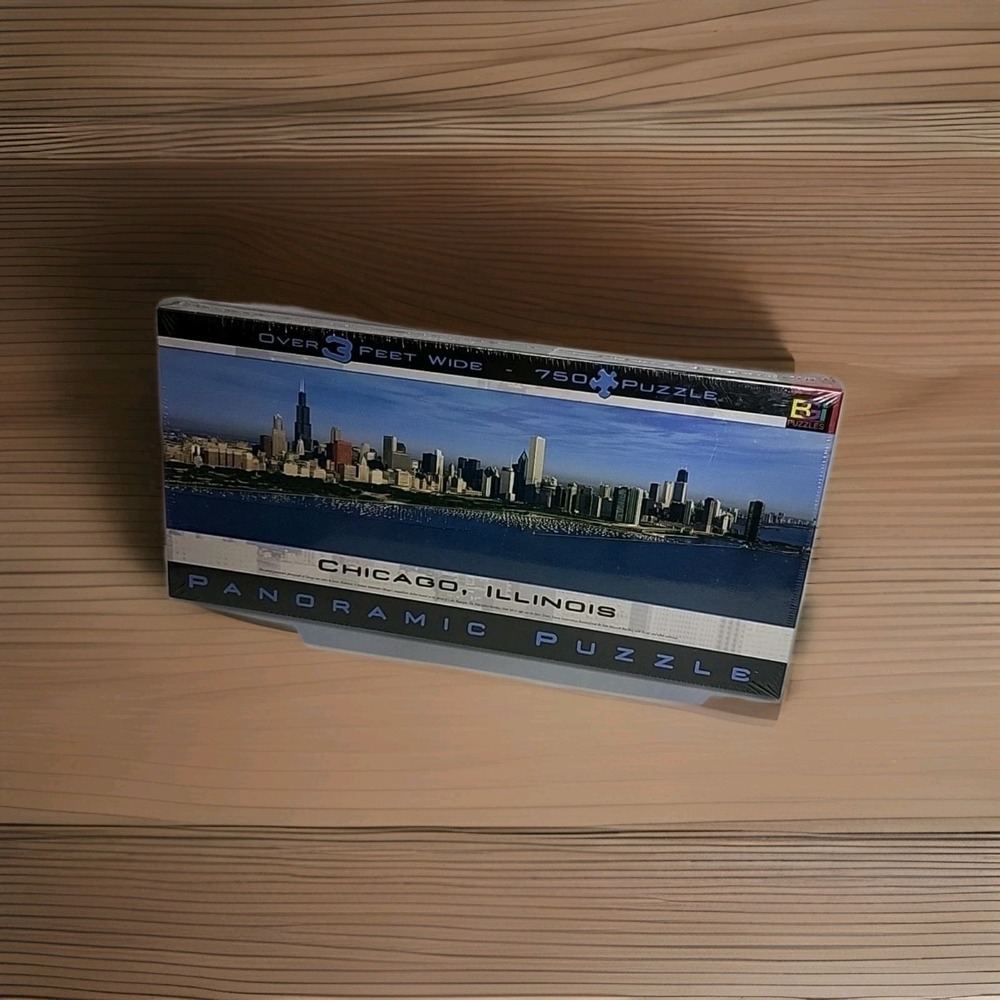 Buffalo Games New/Sealed Retro Chicago, Illinois Panoramic Puzzle 765 Pieces